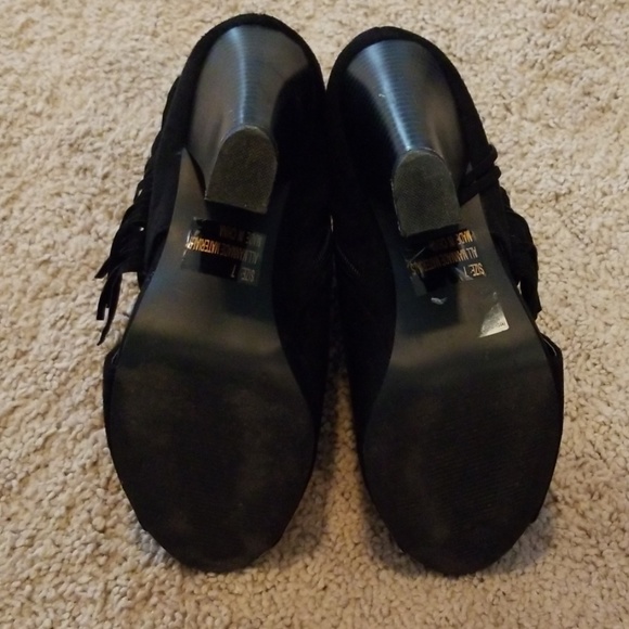 Size 7 Qupid Fringe Booties - Picture 5 of 5